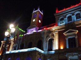 Hostal Ramón y Cajal