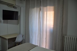 Hostal Ramón y Cajal