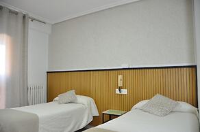 Hostal Ramón y Cajal