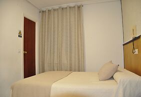 Hostal Ramón y Cajal