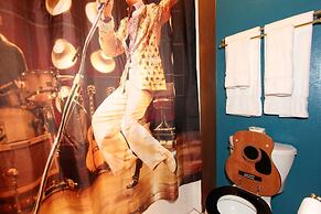 King Condo at Holiday Hills