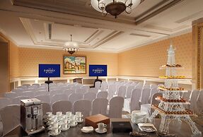 The Parisian Macao