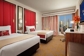 The Parisian Macao