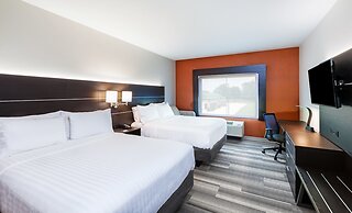 Holiday Inn Express & Suites Coffeyville by IHG
