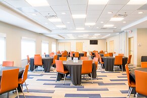 Holiday Inn Express & Suites Danville by IHG