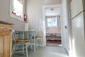 Brown and Hawkins Historical Apartments