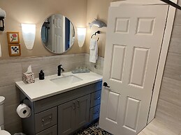 Mahana House Country Inn