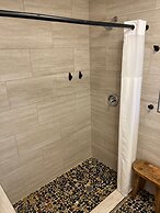 Mahana House Country Inn