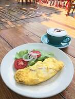 Riverhouse Hotel - The Teak House