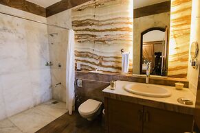 Heritage Khirasara Palace