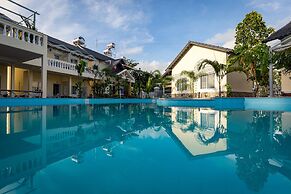 Blue Paradise Resort