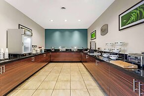 Sleep Inn & Suites Cumberland - LaVale