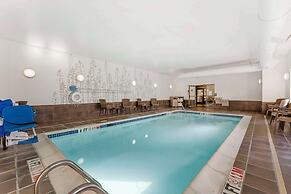 Sleep Inn & Suites Cumberland - LaVale