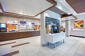 Holiday Inn Express & Suites Carrollton West by IHG