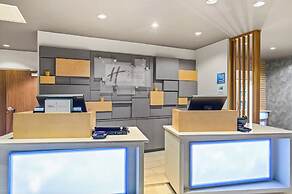 Holiday Inn Express & Suites Carrollton West by IHG