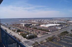 Capri 1908 2 Bedroom Condo by RedAwning