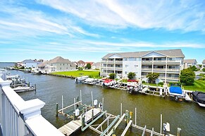 Harbour Bay 19 2 Br townhouse by RedAwning