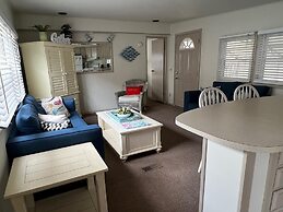 Montego Bay - Peachtree Road 122 3 Bedroom Home by RedAwning