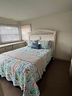 Montego Bay - Peachtree Road 122 3 Bedroom Home by RedAwning