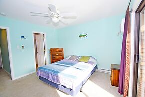 Crab Harbour 4 3 Bedroom Townhouse by RedAwning