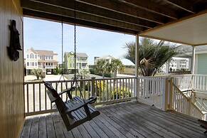 Carolina Moon 4 Bedroom Home by RedAwning