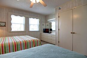 Carolina Moon 4 Bedroom Home by RedAwning