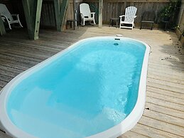 Inn Between 6 Bedroom Home by RedAwning