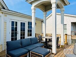 Inn Between 6 Bedroom Home by RedAwning