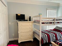 Inn Between 6 Bedroom Home by RedAwning