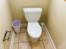 Inn Between 6 Bedroom Home by RedAwning