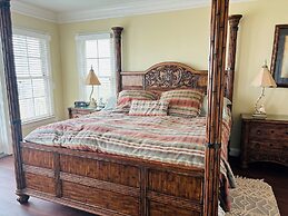 Inn Between 6 Bedroom Home by RedAwning
