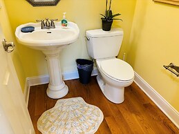 Inn Between 6 Bedroom Home by RedAwning