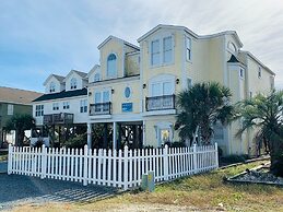 Inn Between 6 Bedroom Home by RedAwning