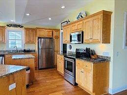 Inn Between 6 Bedroom Home by RedAwning