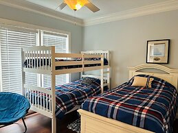 Inn Between 6 Bedroom Home by RedAwning