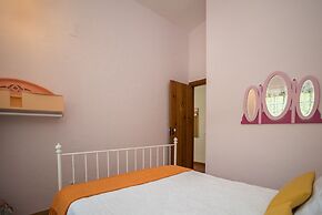 Ericeira Villa Surf Camp Hostel