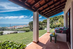 Ericeira Villa Surf Camp Hostel