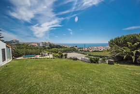 Ericeira Villa Surf Camp Hostel