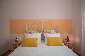 Ericeira Villa Surf Camp Hostel