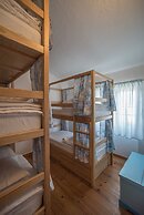 Ericeira Villa Surf Camp Hostel