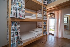 Ericeira Villa Surf Camp Hostel