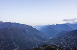 Banyan Tree Jiuzhaigou