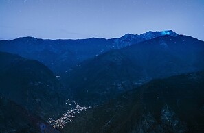 Banyan Tree Jiuzhaigou