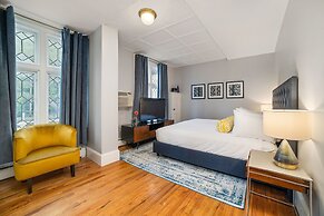 Seven Hills Inn