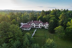 Seven Hills Inn