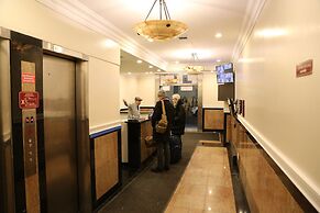 The Nomad Suites & Apartments