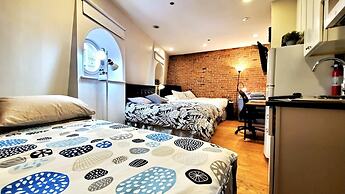 The Nomad Suites & Apartments