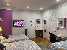 The Nomad Suites & Apartments