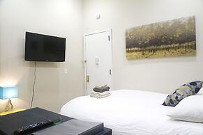 The Nomad Suites & Apartments