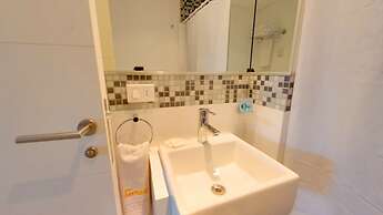 Arenas del Mar Apartments